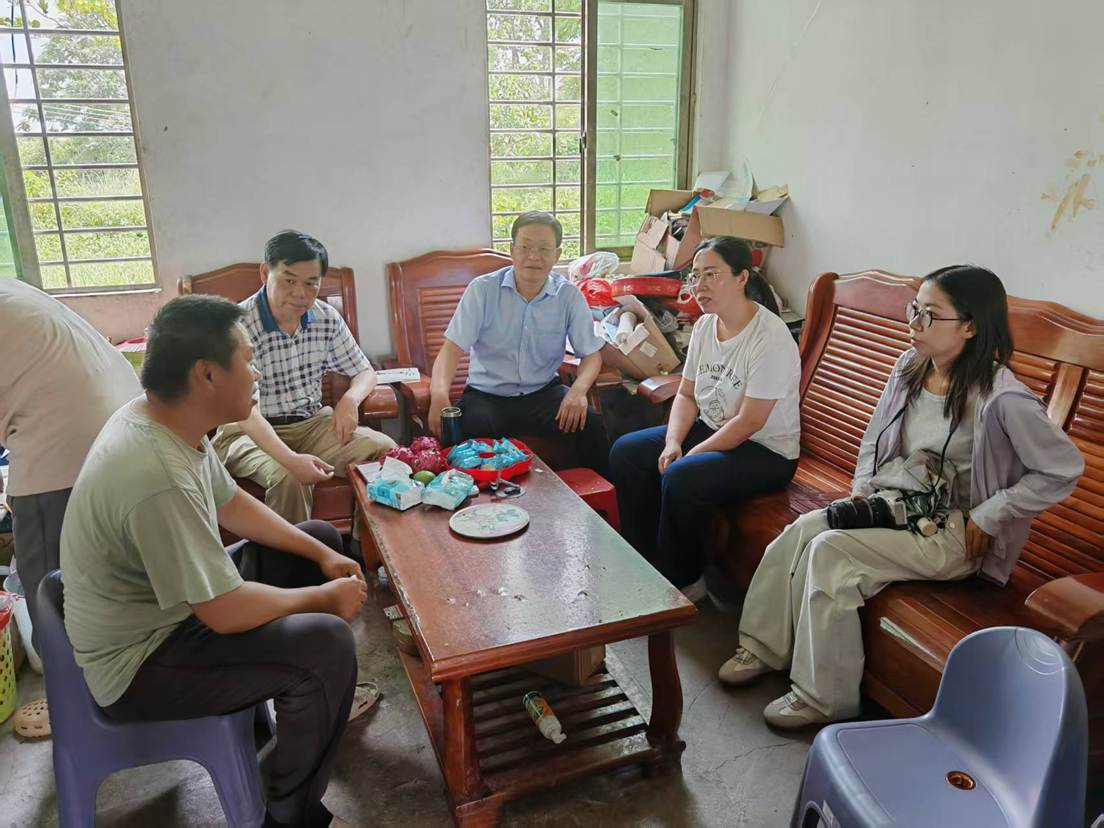 308da9ee7a047a0e48cdfdfedb7c0ad